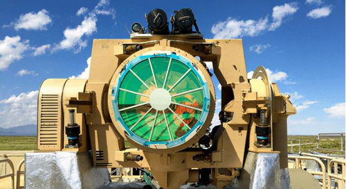 美激光武器瞄準(zhǔn)中國 我軍雙航母或會(huì)師南海 日又提 登島立碑